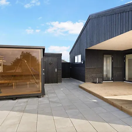 Luxury Summer House Oasis *