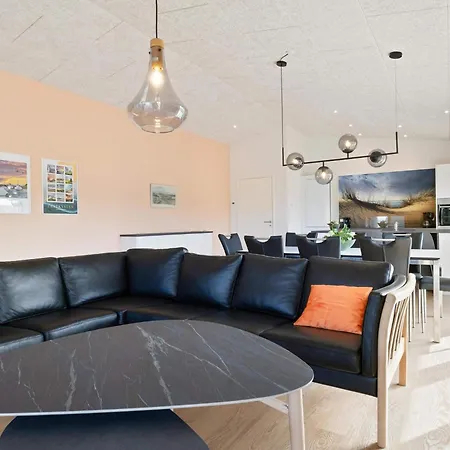 Luxury Summer House Oasis Сasa de vacaciones